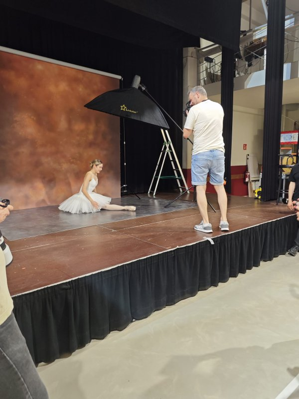  WORKSHOP ARTÍSTICO DE FOTOGRAFÍA DE DANZA